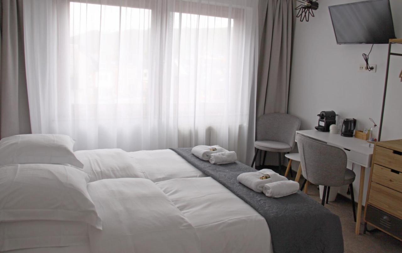 1er Hotel